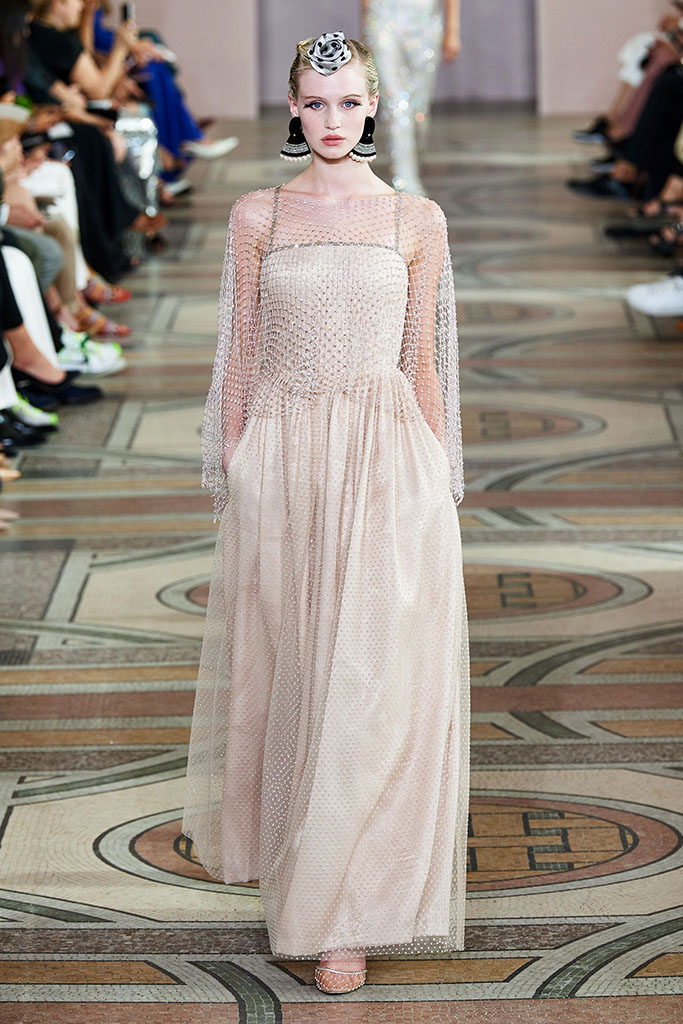 Haute Couture Fall 2019: 20 платьев, которые достойны невест – Oh My Wed Day