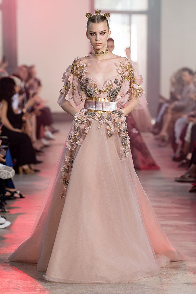 Haute Couture Fall 2019: 20 платьев, которые достойны невест – Oh My Wed Day