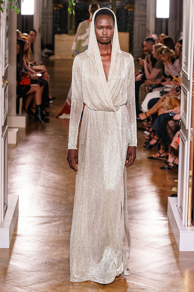 Haute Couture Fall 2019: 20 платьев, которые достойны невест – Oh My Wed Day